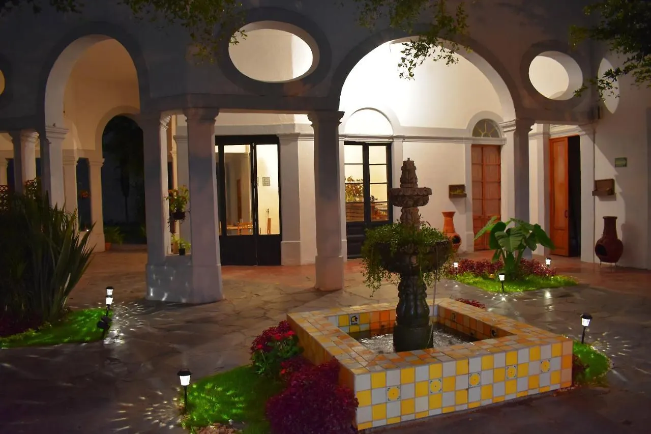 Tlaquepaque Pueblito Hotel