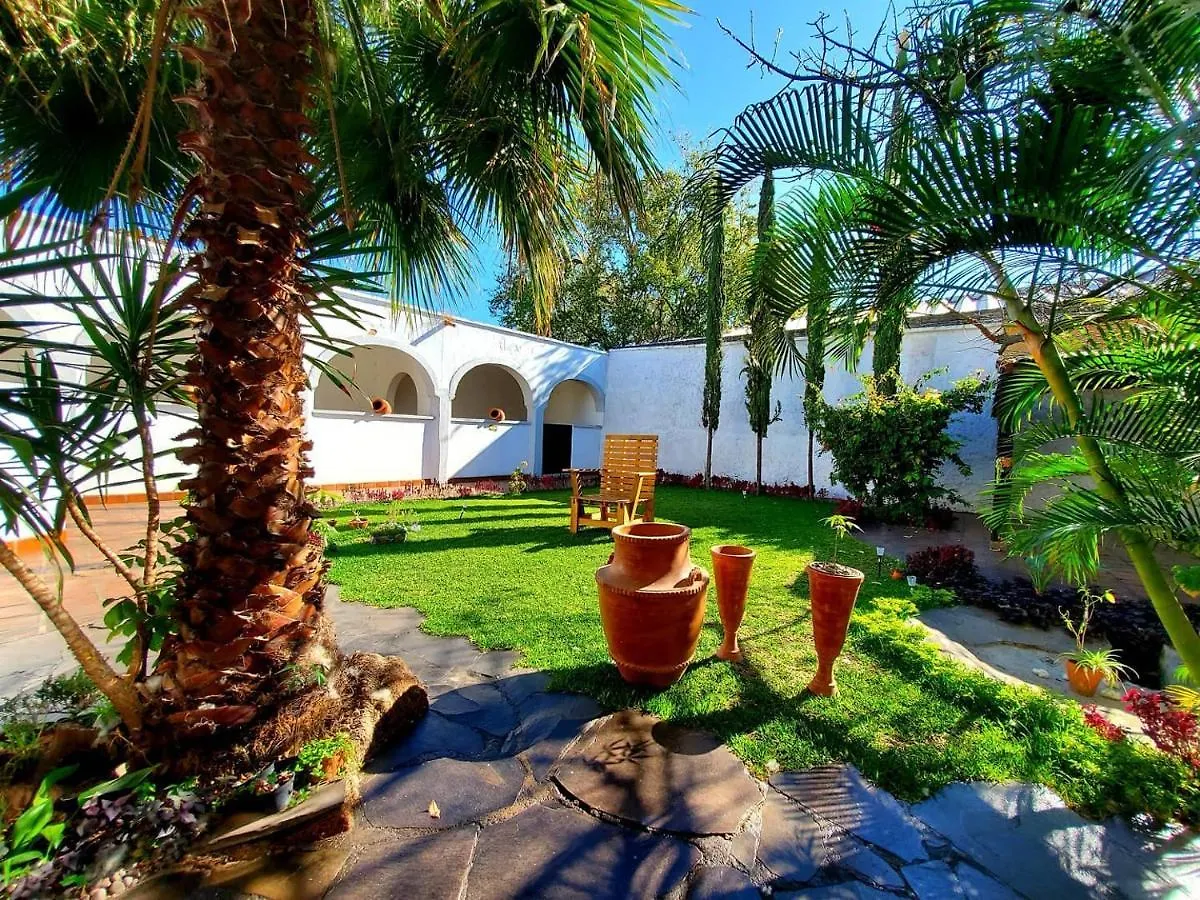Tlaquepaque Pueblito Hotel